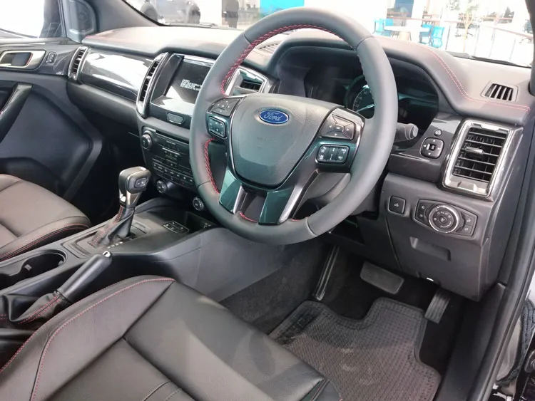 Ford Ranger Thunder - Interior