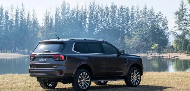 formidable-and-powerful-new-ford-everest-suv