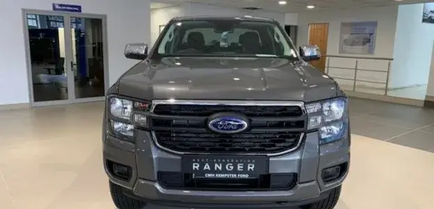 discover-the-ford-ranger-xl-at-cmh-ford-gezina-front