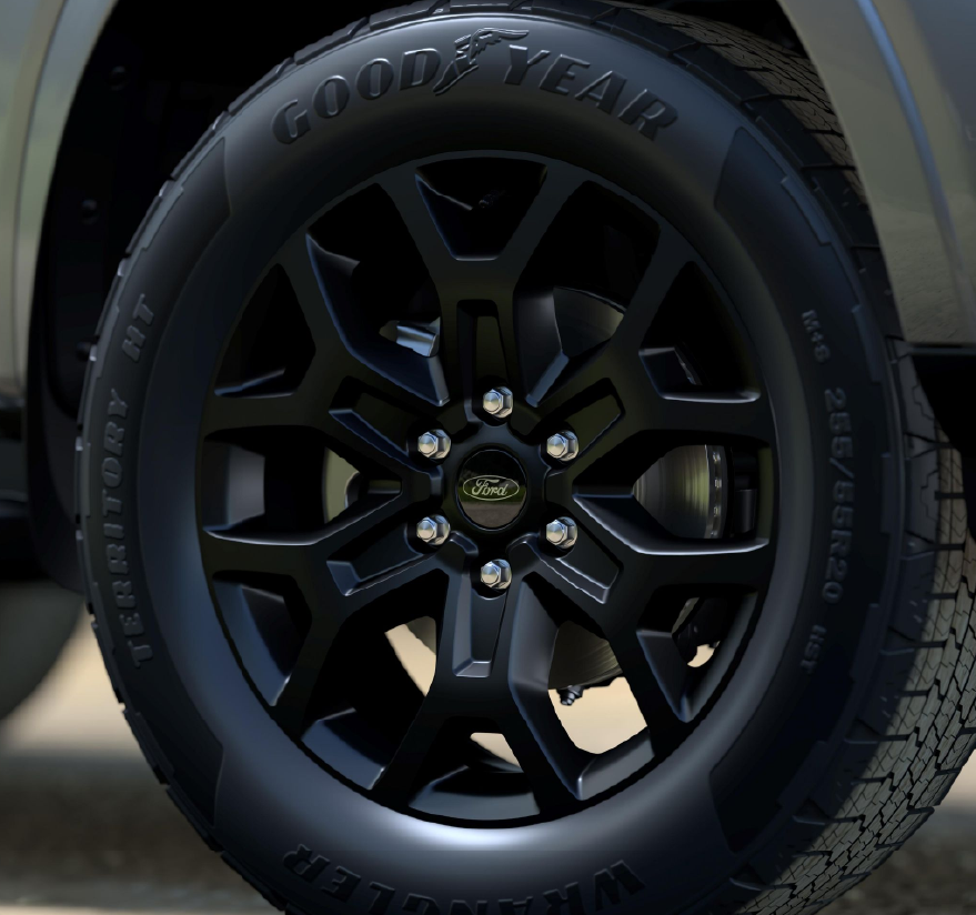 Effortless everyday connectivity - Ford Everest
