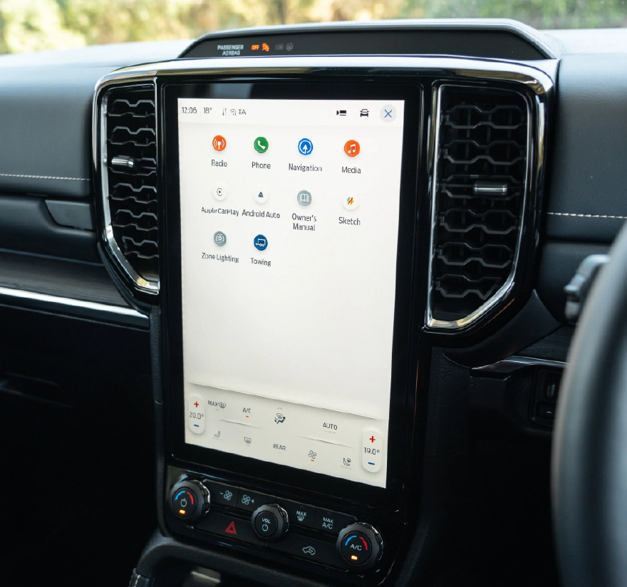 Effortless everyday connectivity - Ford Everest