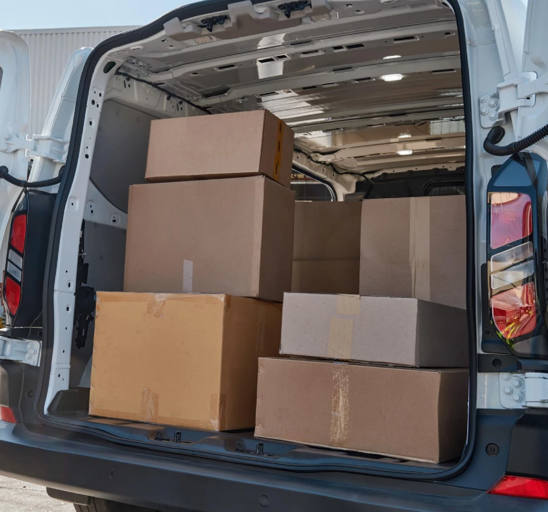 Smart technology, ready for business - Ford Transit Custom